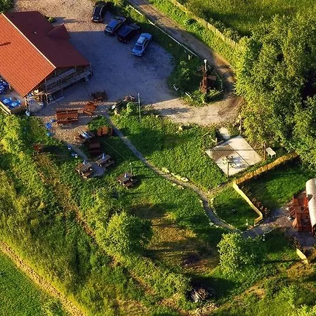 Holiday home Le Du Chemin Et Sa Roulotte