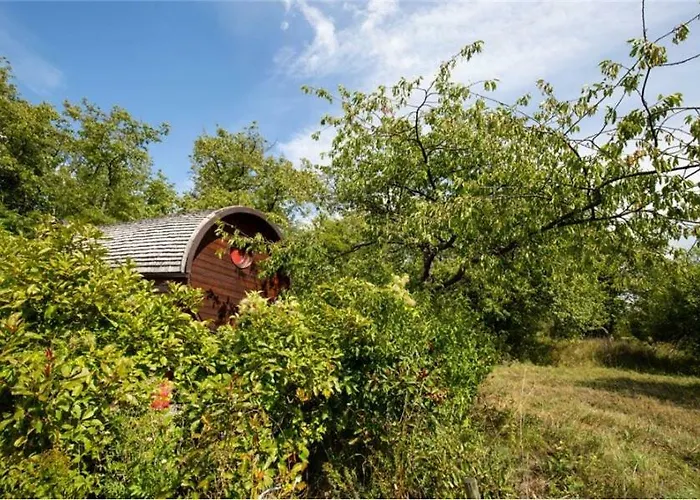 Le Du Chemin Et Sa Roulotte Holiday home